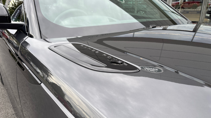 Land Rover Range Rover Velar 2.0 D200 MHEV Belgravia Edition 5dr Auto Diesel Estate - Image 23